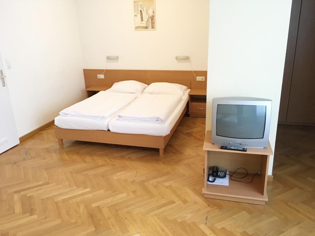 Hotel Geblergasse Wien Ngoại thất bức ảnh